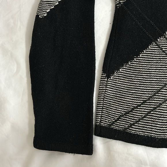 Carlisle women’s cashmere silk mix 1/4 zip sweater - Picture 2 of 5